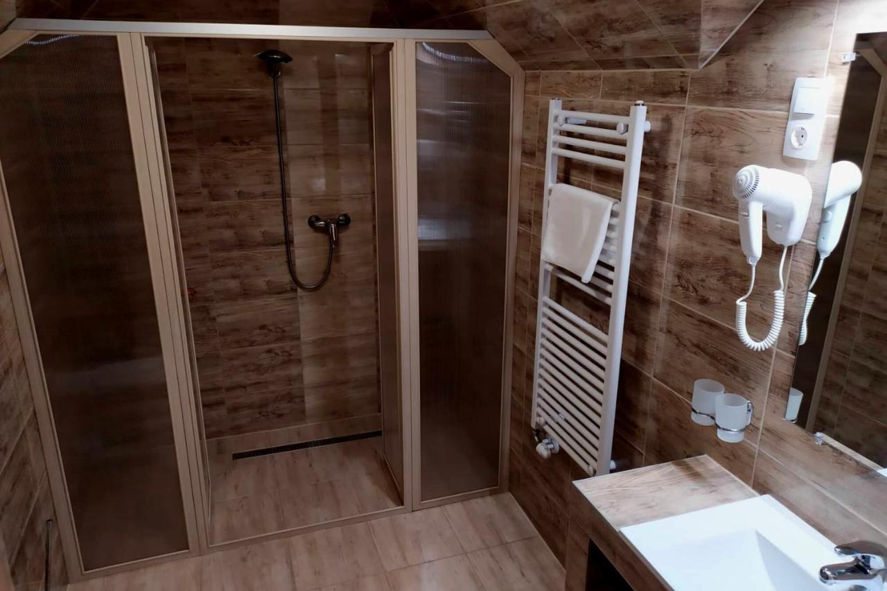 Az Idill Otel Cserszegtomaj Dış mekan fotoğraf