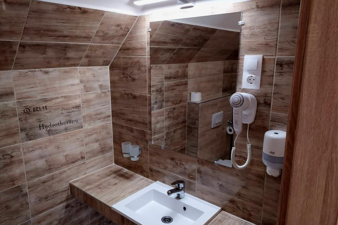 Az Idill Otel Cserszegtomaj Dış mekan fotoğraf