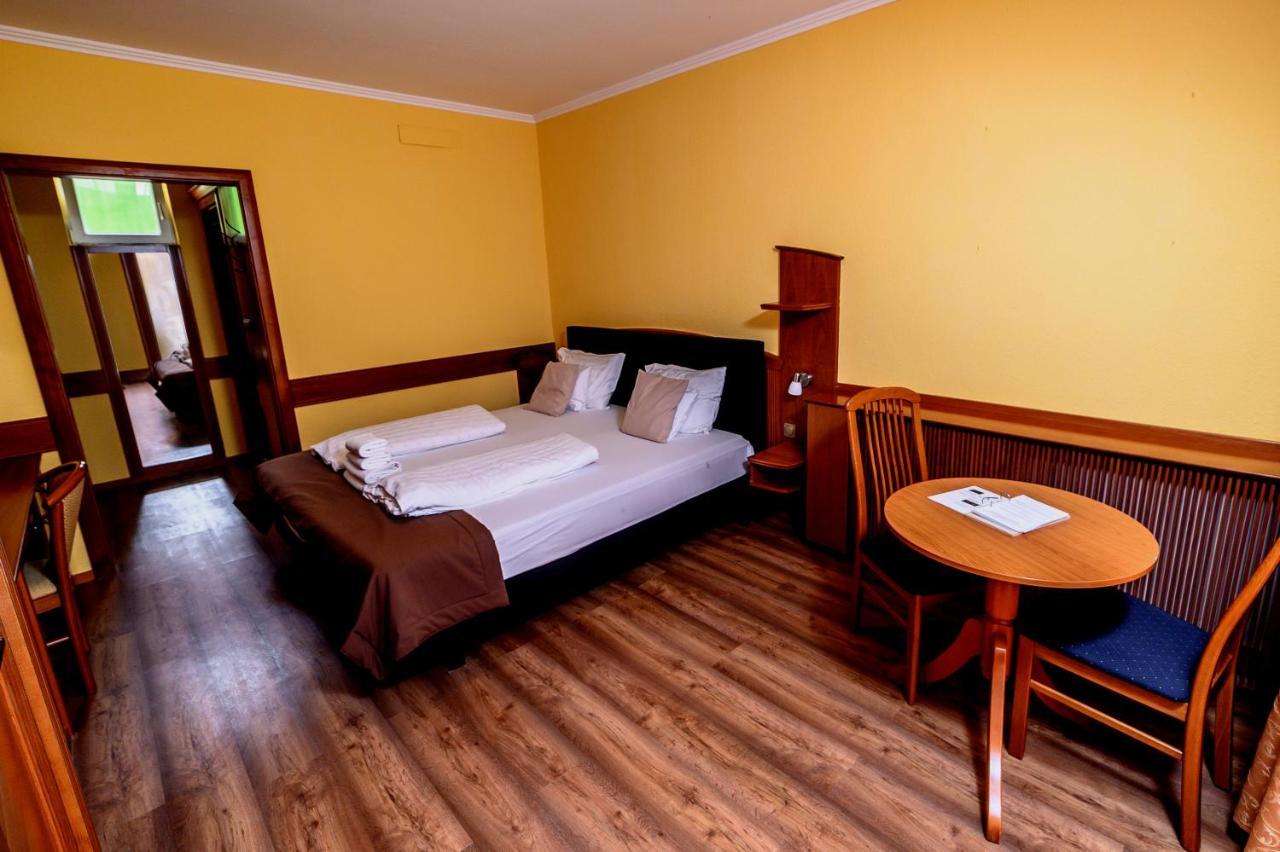 Az Idill Otel Cserszegtomaj Dış mekan fotoğraf