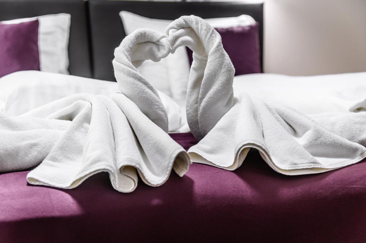 Az Idill Otel Cserszegtomaj Dış mekan fotoğraf
