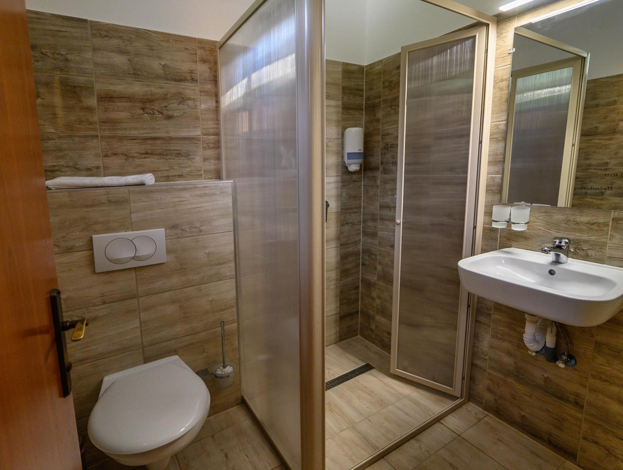 Az Idill Otel Cserszegtomaj Dış mekan fotoğraf